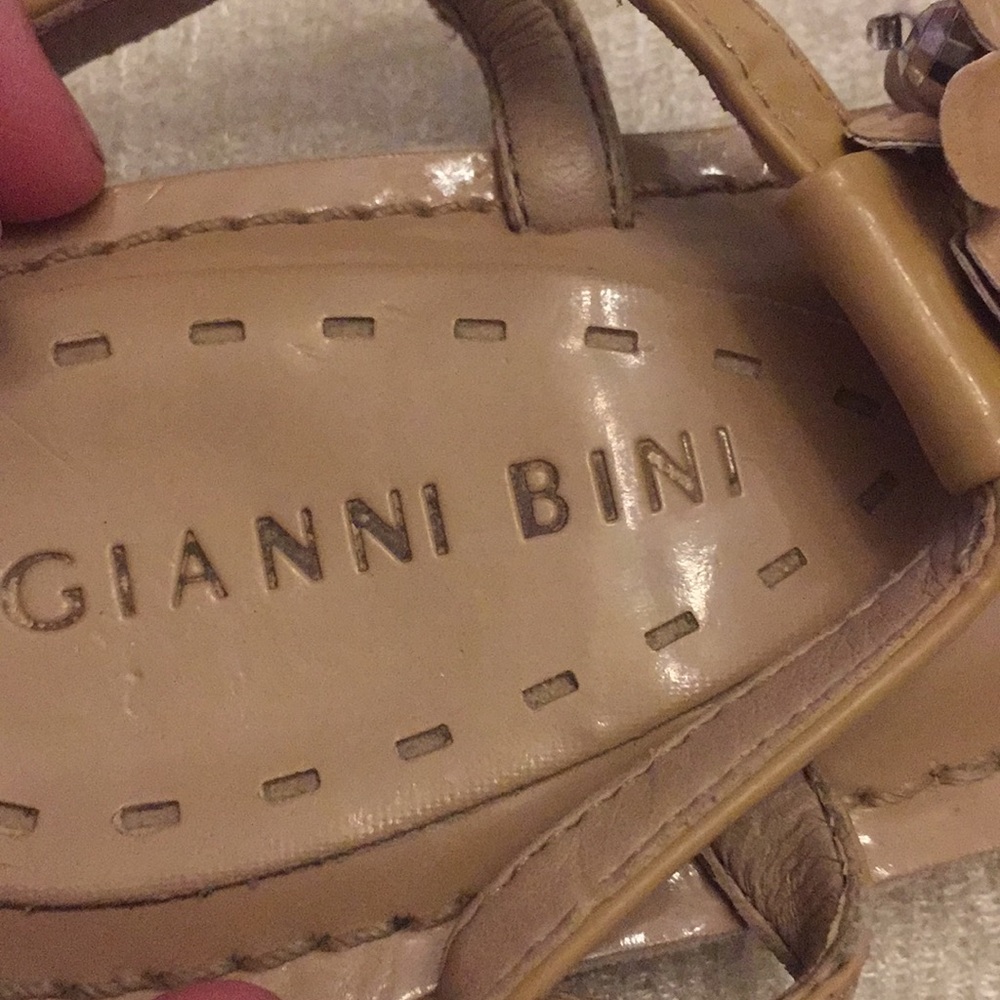 Shoes - Picture 3 of 5